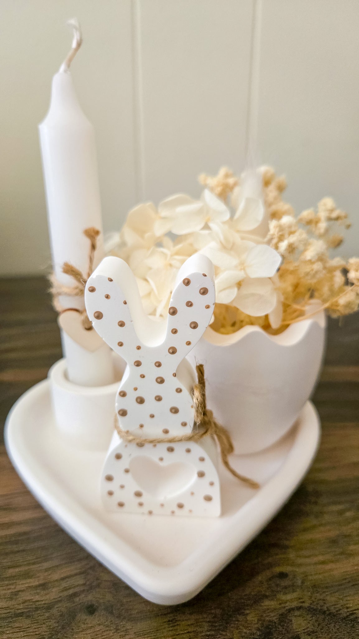 Easter bunny candle holder decoration