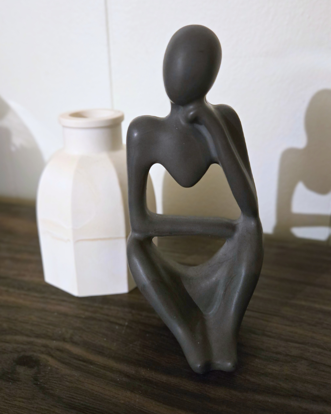 Thinking woman figure